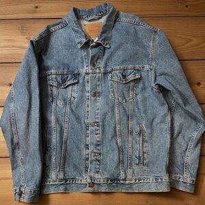 Levi's Classic Blue Jean Jacket  size XXL NWOT